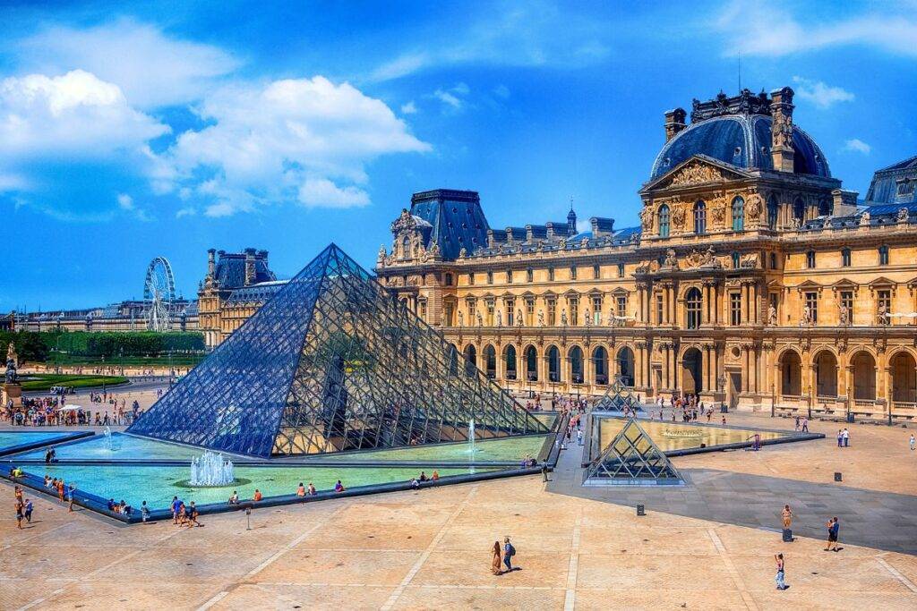 Paris Museum Tours: Expert Guided Art & Culture Explorations - Barcelona Day Trip